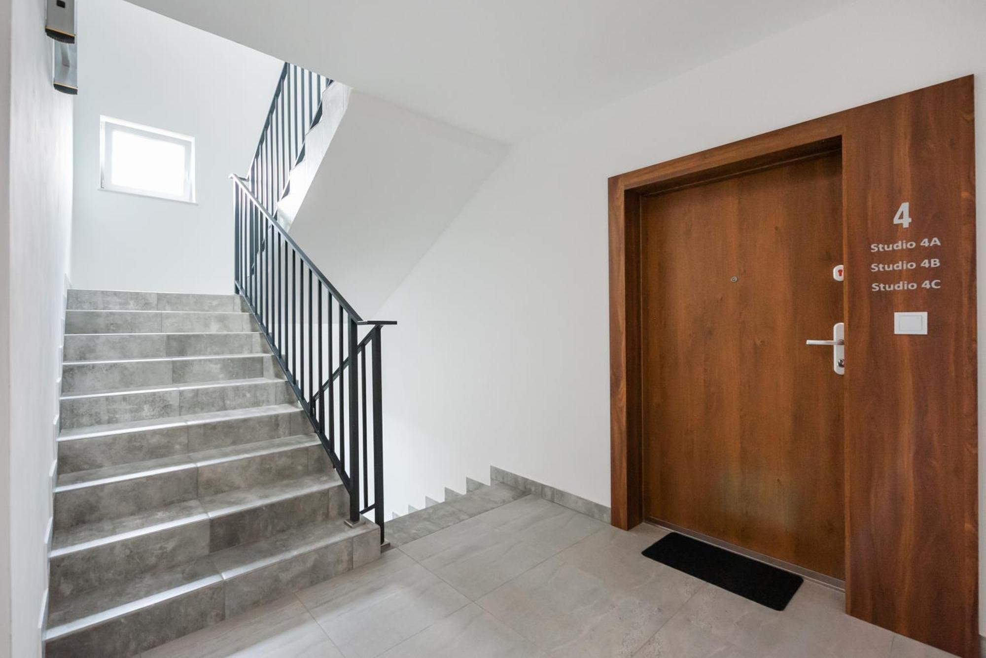 Hohome Comfy Apartments Warsawa Bagian luar foto
